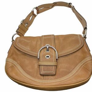 Coach Soho Flap Bag Vintage Tan Brown Leather Buckle Strap 10578 No Bag Charm